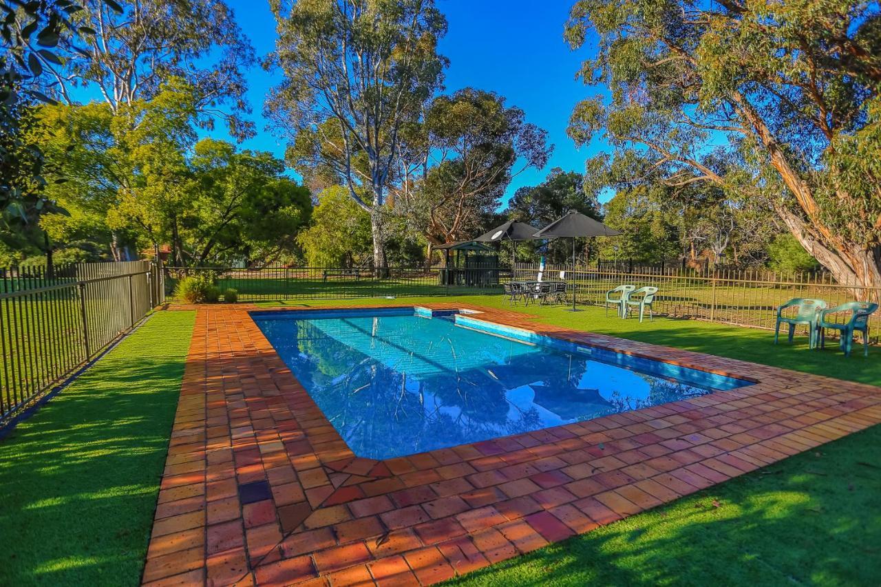 Mountain View Motor Inn & Holiday Lodges Halls Gap Exterior foto
