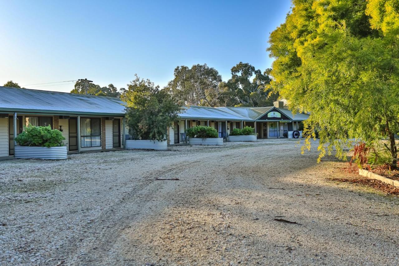 Mountain View Motor Inn & Holiday Lodges Halls Gap Exterior foto